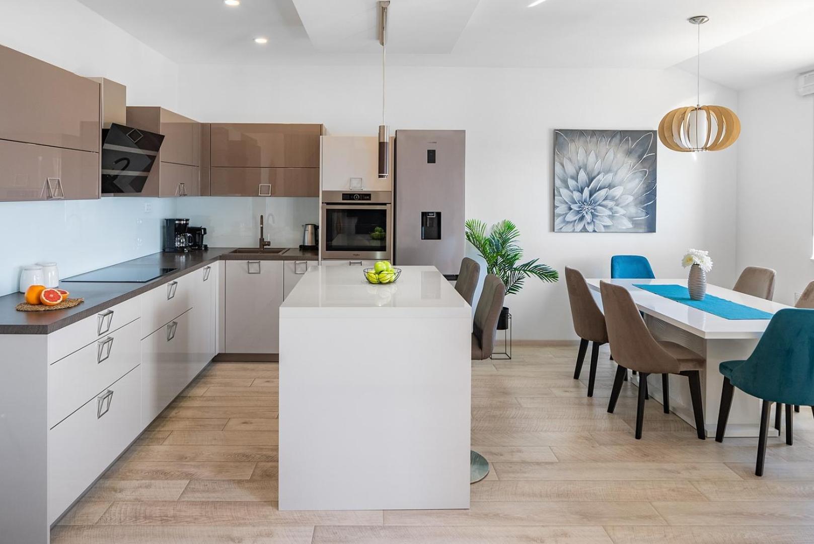 Villa Matan - Only 200M From The Sandy Beaches, Private 28M2 Pool Omiš Εξωτερικό φωτογραφία