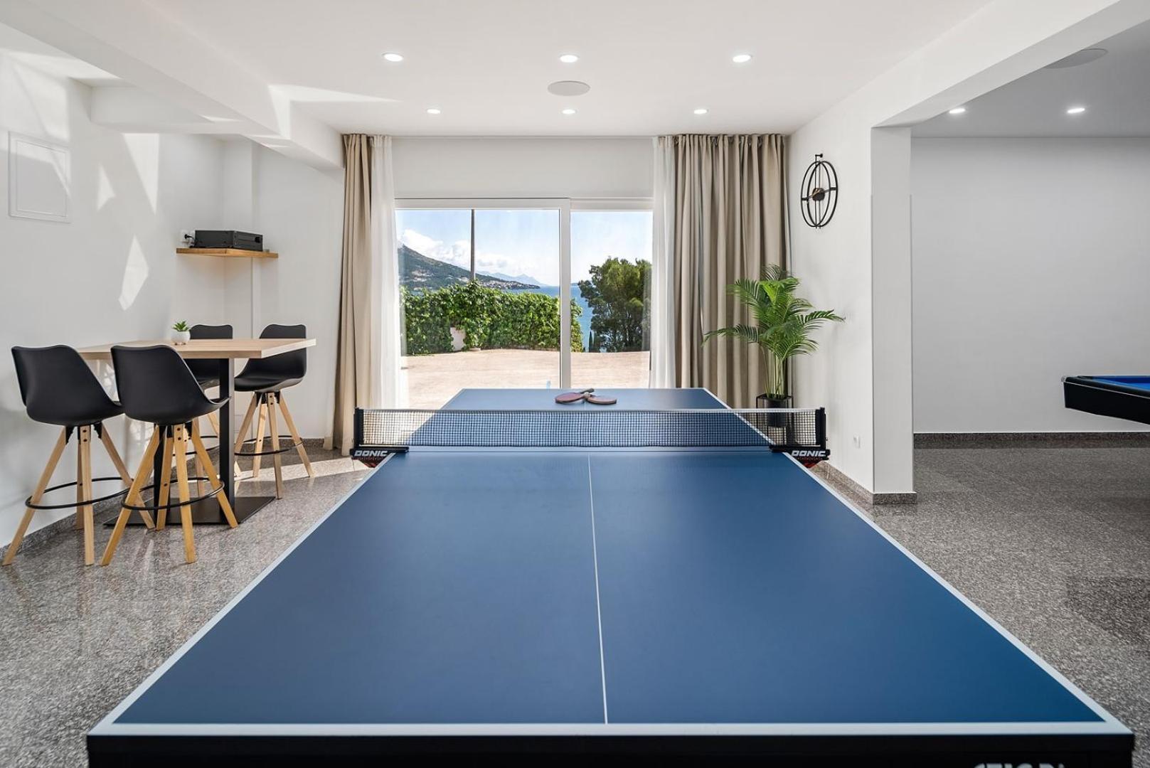 Villa Matan - Only 200M From The Sandy Beaches, Private 28M2 Pool Omiš Εξωτερικό φωτογραφία